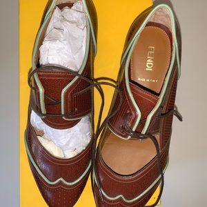 Fendi Leather Lace up Oxfords
